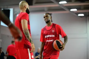 Yunan basketbol devi Olympiakos, Yanya'daki Vikos maçında Montero ve Fournier'siz sahaya çıkacak
