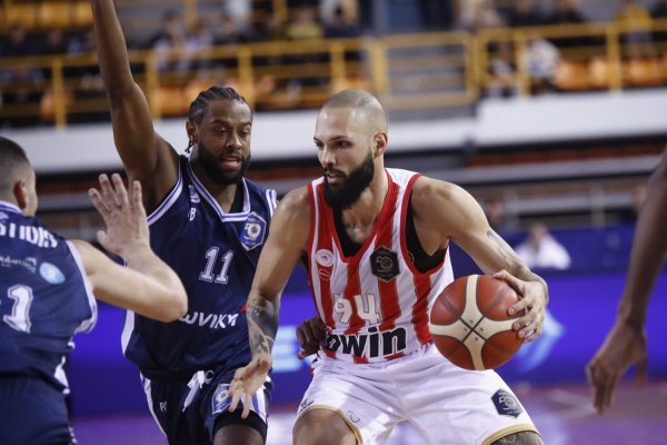 Olympiacos, ilk iç saha maçında Anadolu Efes'i Atina'daki SUNEL Arena'da ağırlayacak