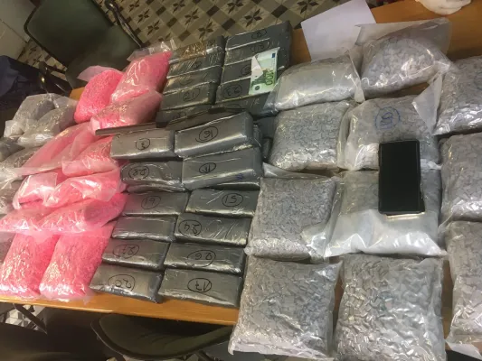 Yunanistan'da “pembe kokain” ve sentetik uyuşturucular: Kullanıcılar içeriğini bilmeden tüketiyor