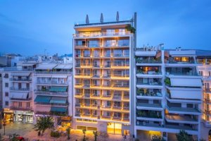 Akropolis yakınındaki Coco-Mat otelinde yıkım yapılmadığı için hazineye 20 bin euro ceza