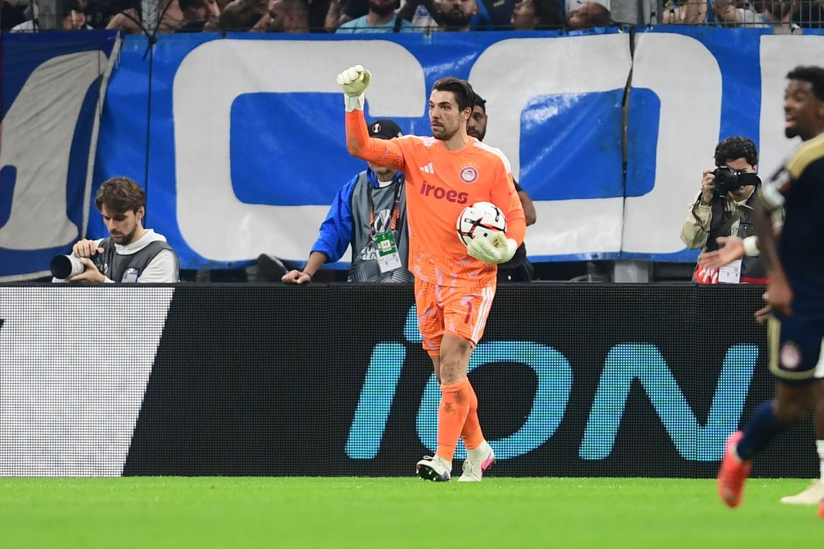 Olympiakos'un Alman kalecisi Ortega: Kazanmanın anahtarı birlikti