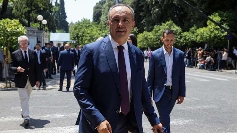 Yeni Demokrasi milletvekili Karaoğlu'nun sağ partilerle işbirliği açıklaması PASOK'tan sert tepki çekti