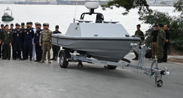 Yunanistan, düşman gemilerine saldırabilen 'Pyrpolitis' kamikaze insansız teknesini tanıttı