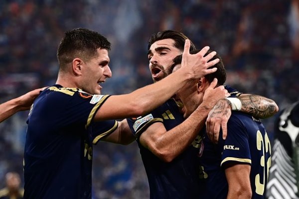 UEFA sıralamasında Yunanistan 10. sıraya yükseldi