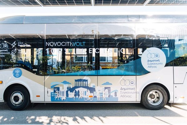 Atina, 11,75 milyon euroluk elektrikli otobüs ağını denemeye aldı