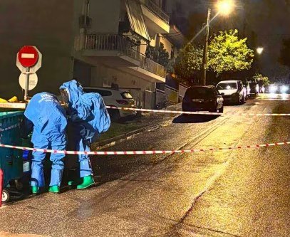 Attika'nın Agios Dimitrios semtinde çöp konteynerinde tehlikeli madde içeren kap bulundu