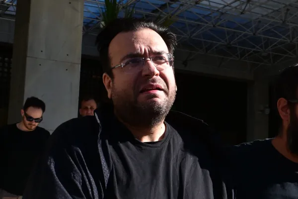 Filippos Kambouris: "Trash TV"nin kralı'nın işleri ve günleri