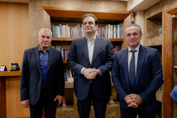 Yunan Maliye Bakanı Kiryakos Pierrakakis, Drama Belediyesi'nde üç proje talebini görüştü