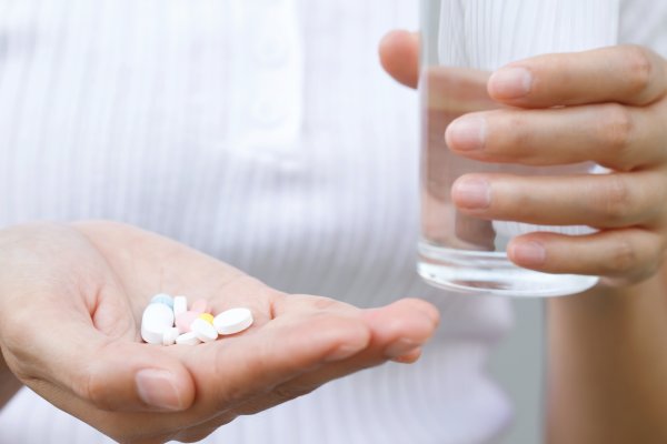 Yunanistan'da antibiyotik tüketimi pandemi öncesi düzeyine geri döndü