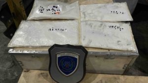 Atina'da kokain ve esrar sevkiyatı: 32 yaşındaki İsveçli gözaltına alındı