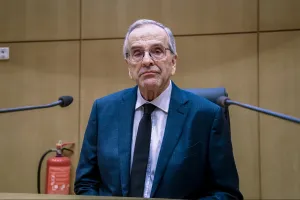 Eski başbakan Samaras, Türk-Libya mutabakatı için Yunan Başbakanı Miçotakis'i suçladı, Gerapetritis'in görevden alınmasını istedi