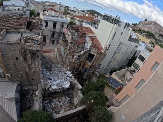 Atina'daki ölümlü patlamaya ilişkin üç kişiye ağır suçlamalar