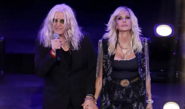 Anna Vissi: Besteci Karvelas, OAKA konserini durdurmak için 1,5 milyon euro istedi