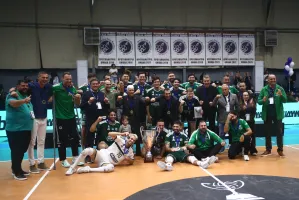 Yunan kulübü Panathinaikos, voleybolda Süper Kupa'yı 3-0 kazandı