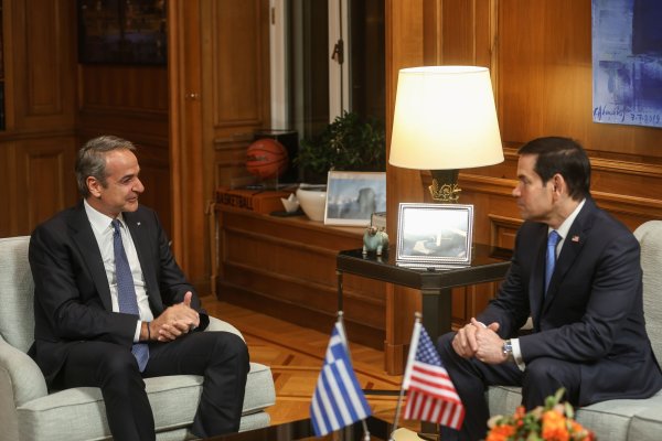 Miçotakis ve ABD Dışişleri Bakanı Rubio Atina'da buluştu: İlişkilerin en güçlü dönemi
