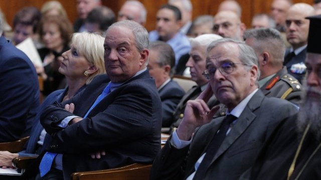 Eski Yunanistan başbakanları Karamanlis ve Samaras ortak giriş yapmadı: Maksimu yorumu ve yeni parti kulisi