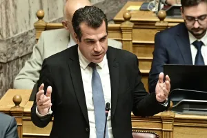 Yunanistan'ın göç bakanı Thanos Plevris: Libya'nın Türkiye'ye yönelmesi kaygı verici ama diplomatik yenilgi değil