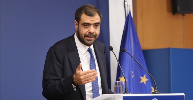 Yunan hükümet sözcüsü Marinakis: KDV geliri 900 milyon euro, acil önlemlere 1,2 milyar euro