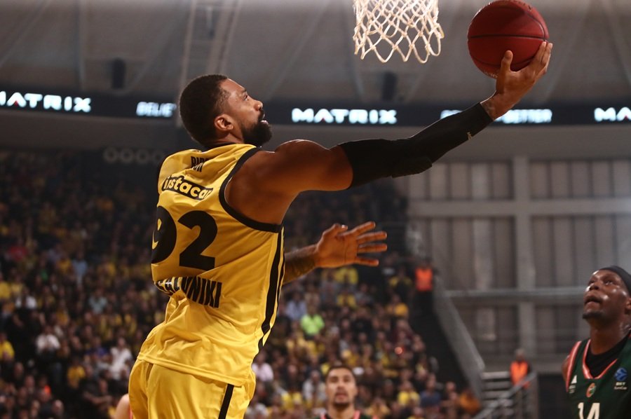 Selanik'in Aris Basket takımı, Sloven Cedevita Olimpija'yı 78-73 yendi: Beş maçta beş galibiyet