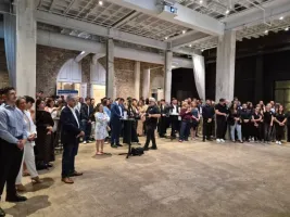 Sydney'deki genç Yunan Avustralyalılar, Yunanistan Cumhurbaşkanlık Muhafızı Evzonlarla buluştu